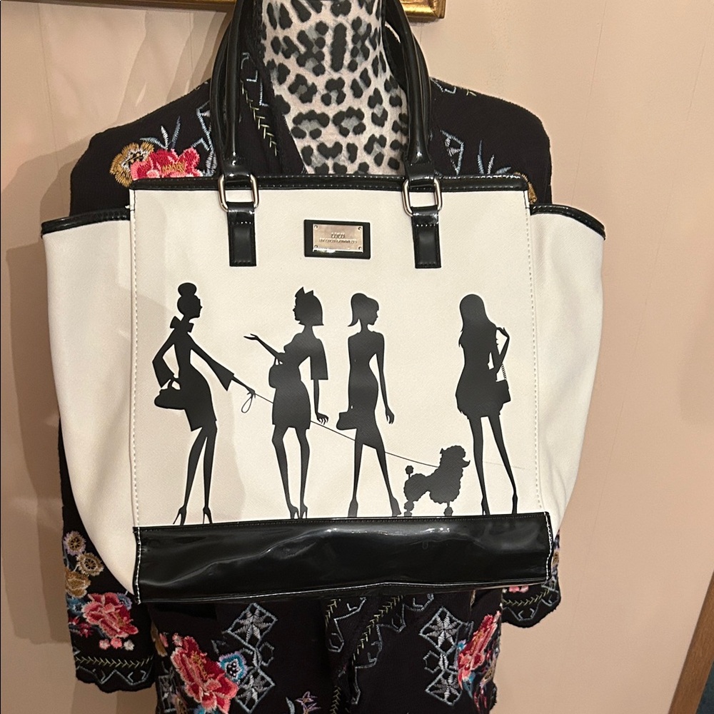 Lulu Guinness Chic White and Black Tote Bag.   Rare model. New!